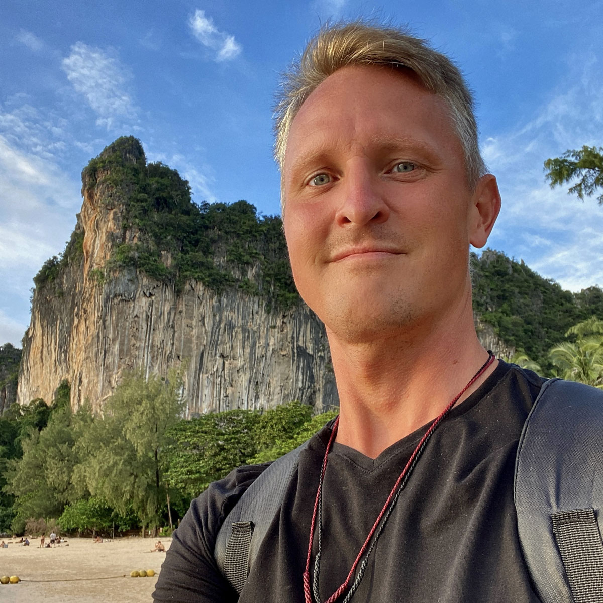 Follow Jimmy Legado Holmevi on his adventures